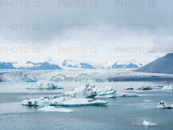 Joekulsarlon glacier lagoon