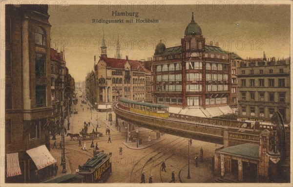 Roedingsmarkt with elevated railway