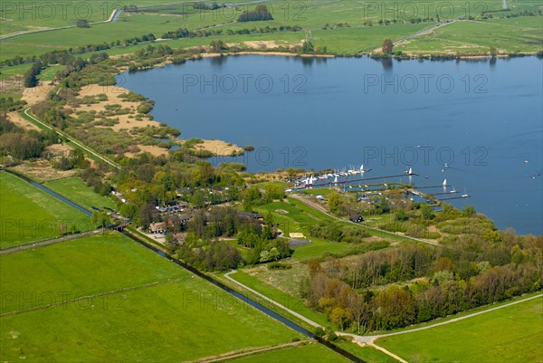 Aerial photograph of Lake Duemmer with reed zone