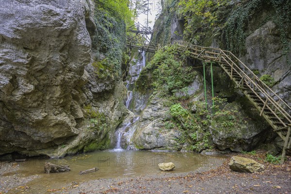 Climbing installation in the Kesselfallklamm