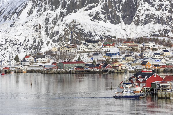 Village view Reine