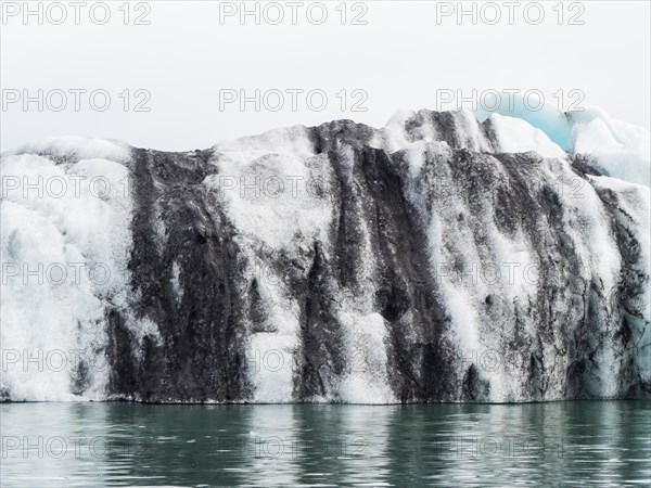 Joekulsarlon glacier lagoon