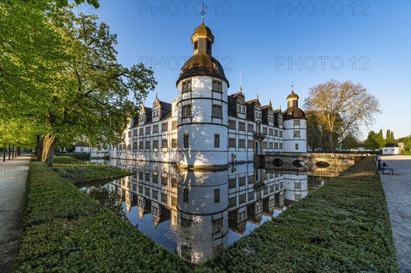 Neuhaus Castle