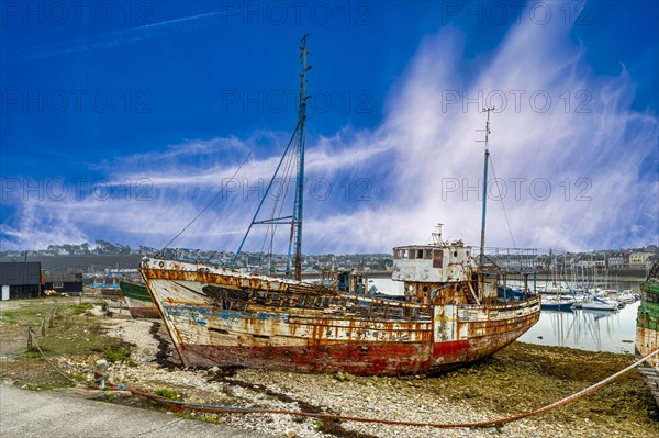 Wreck of a Trowler in the ship graveyard of Camaret-sur-Mer