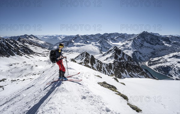 Ski tourers climbing Pirchkogel