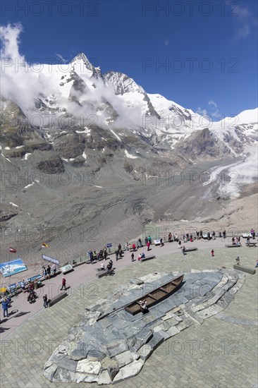 Aerial view from the Kaiser-Franz-Josefs-Hoehe over the Grossglockner and the shrinking Pasterze glacier in 2018