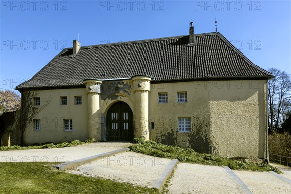 Outbuilding of Linn Castle