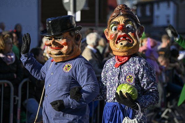 Narrenzunft Krutblaettsche from Kehl-Goldscheuer at the Great Carnival Parade