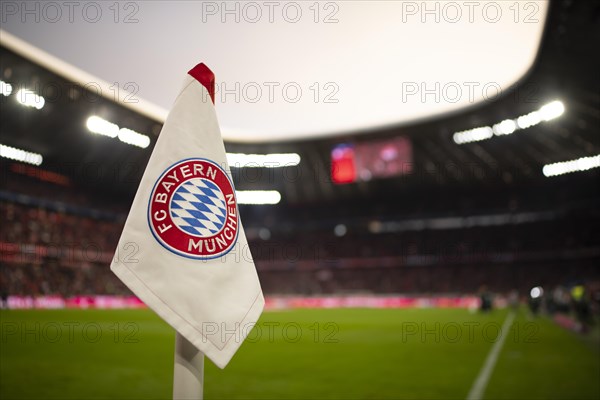 Corner flag with FC Bayern Munich FCB logo