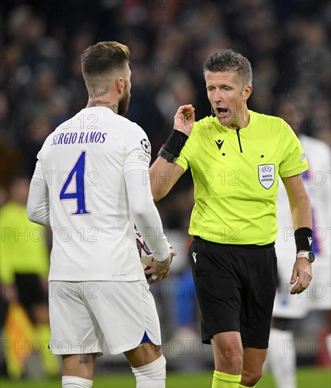 Referee Daniele Orsato in conversation Discussion with Sergio Ramos FC Paris Saint-Germain PSG