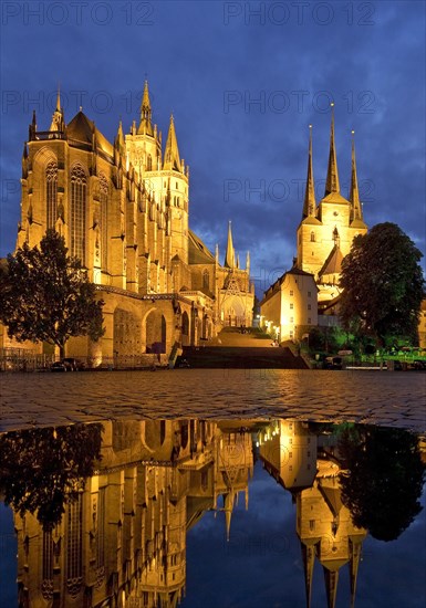 Erfurt Cathedral and Severi Church in the evening