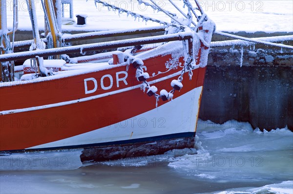 Bow of a crab cutter in the harbour of Dorum Neufeld