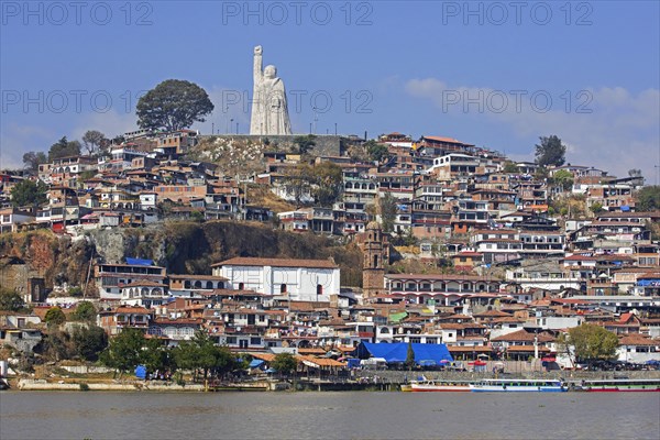 40 meter tall statue of Jose Maria Morelos