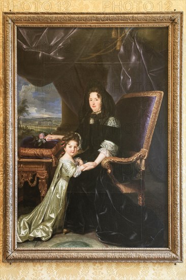 Painting Noblewoman with Daughter