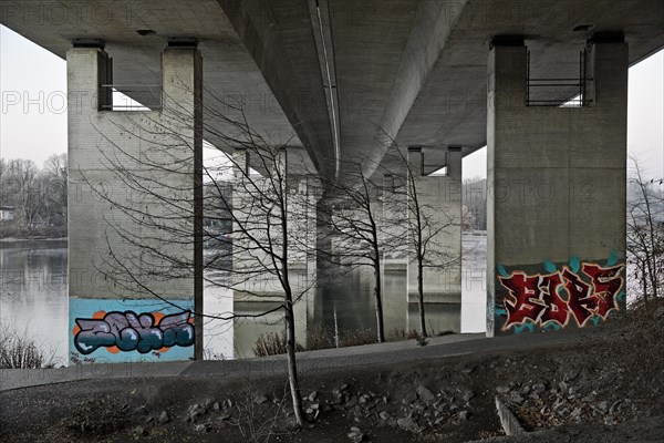 A46 motorway bridge over the Seilersee