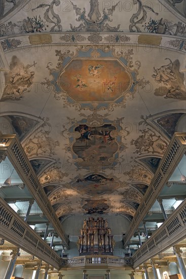 Arched ceiling with organ loft of the Neustadt Church