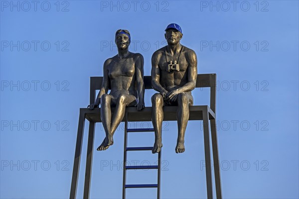 Bronze sculpture Soccoristas de Biarritz X-X by Aurora Canero in the dunes along the North Sea coast at Knokke-Heist