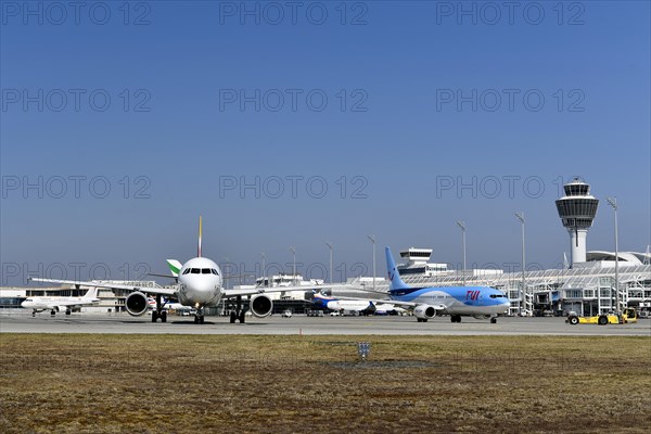 Iberia Airbus with TUIfly Boeing B737-85