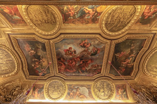 Ceiling painting Salon de Mars