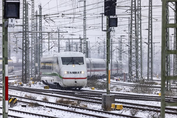 Railway traffic in winter