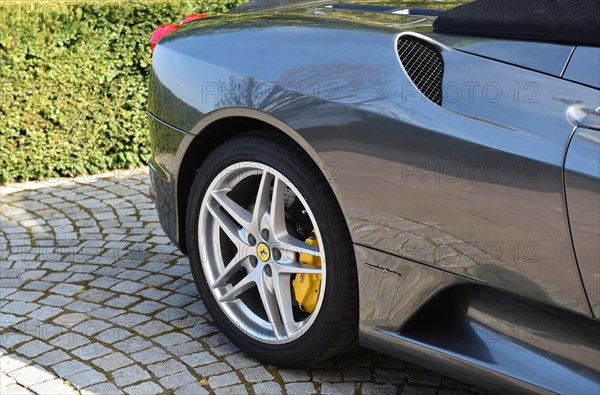 Ferrari alloy wheel