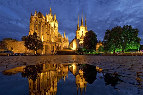 Erfurt Cathedral and Severi Church in the evening