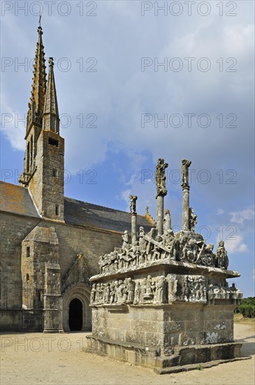 The chapel Notre-Dame-de-Tronoen and calvary