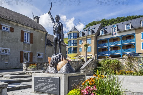 Statue of French Tour de France cyclist