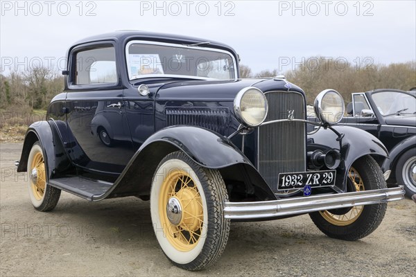 Ford V8 Model 18 Coupe from 1932