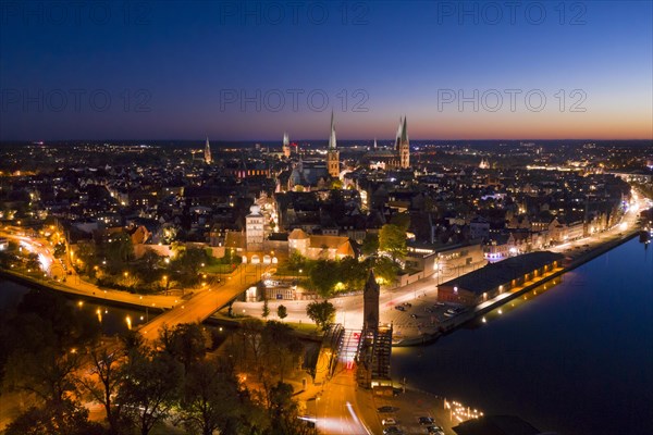 Aerial view over the Burgtor