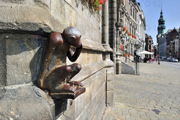 The Grand Place with the iron monkey statue