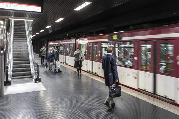 Duesseldorf underground