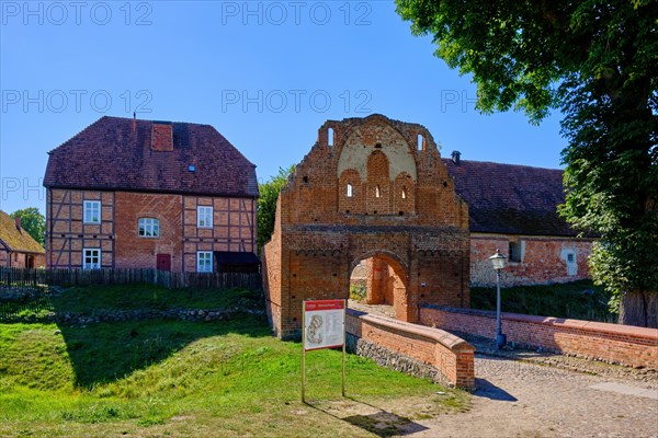 Lower gate with gatehouse and bridge of Stargard Castle in the town of the same name Burg Stargard