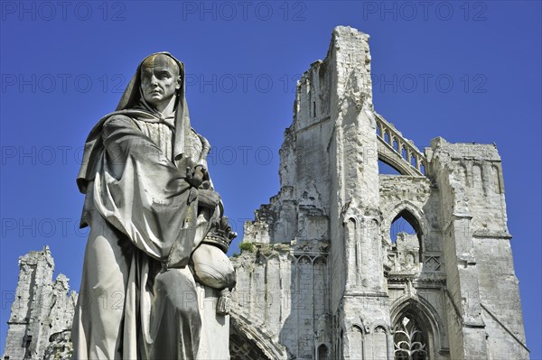 Statue and ruins of the Abbey of Saint-Bertin