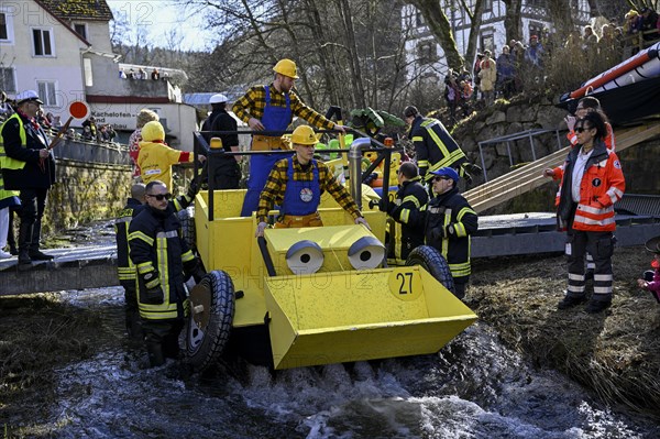 Zuber Bob the tear-off master on the river Schiltach