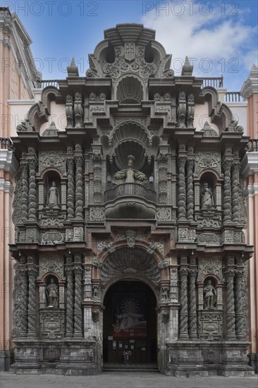 Basilica and Convent of the Virgin of Mercy