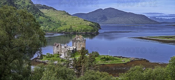 Eilean Donan Castle in Loch Duich