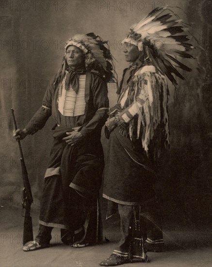 Chief Goes To War, Chief Hollow Horn Bear, two chiefs with feather headdresses, Sioux, North American Indian people, after a painting by F.A.Rinehart, 1899, Historic, digitally restored reproduction of an original from the period