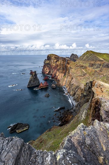 Coastal landscape, cliffs and sea, Miradouro da Ponta do Rosto, rugged coast with rock formations, Cape Ponta de Sao Lourenco, Madeira, Portugal, Europe