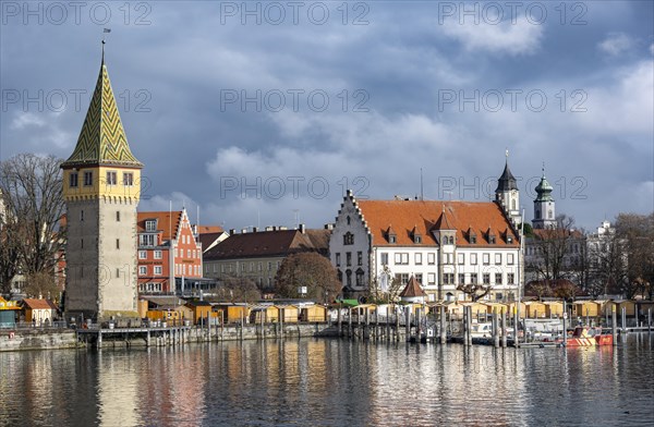 Harbour promenade with Mangturm, reflected in the lake, harbour, Lindau Island, Lake Constance, Bavaria, Germany, Europe