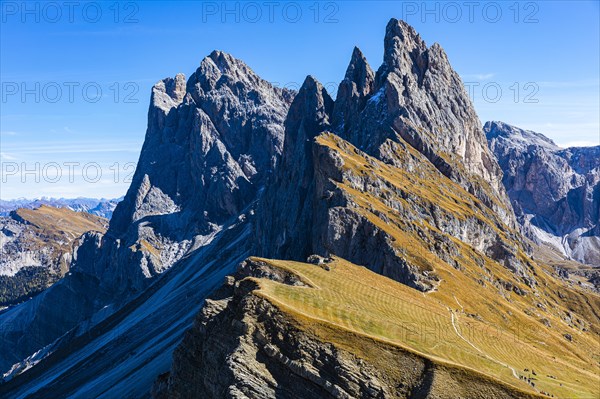 Geisler Group with the Sas Rigais peak, Val Gardena, Dolomites, South Tyrol, Italy, Europe