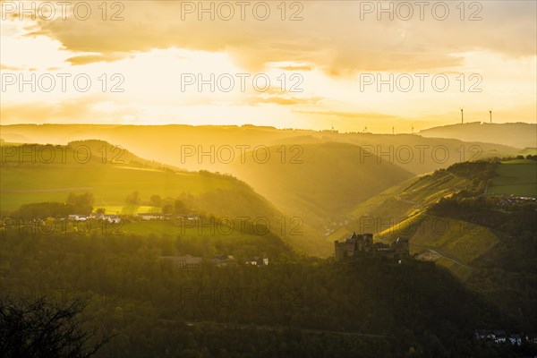 Panorama and sunset, Schoenburg, Oberwesel, Upper Middle Rhine Valley, UNESCO World Heritage Site, Rhineland-Palatinate, Germany, Europe