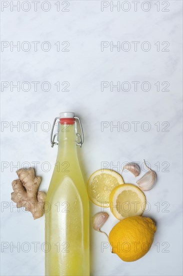 Lemon garlic cure, lemon and garlic as an ingredient