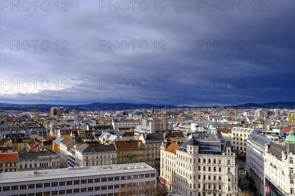 Maria Hilf quarter, rain clouds, dark clouds over Vienna, view from the House of the Sea, Vienna, Austria, Europe