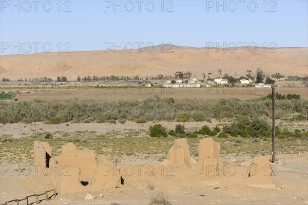 Ruin of the Hohenfels police station built with mud bricks from German colonial times, Oranjemund, Sperrgebiet National Park, also Tsau ÇKhaeb National Park, Namibia, Africa