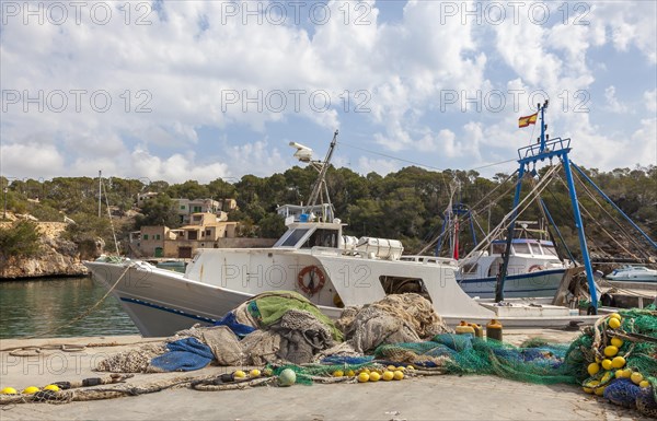 Fishing nets and boats in the harbour of Cala Figuera, Majorca, Balearic Islands, Spain, Europe