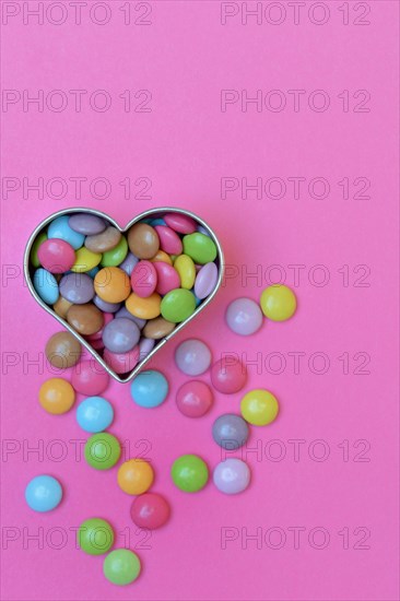 Chocolate Lentils in Heart Cookie Cutter, Smartie