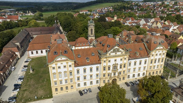 Aerial view, Residenz Ellingen, with the Ellingen estate and castle brewery, High Baroque, Ellingen, Franconian Lake District, Middle Franconia, Franconia, Bavaria, Germany, Europe