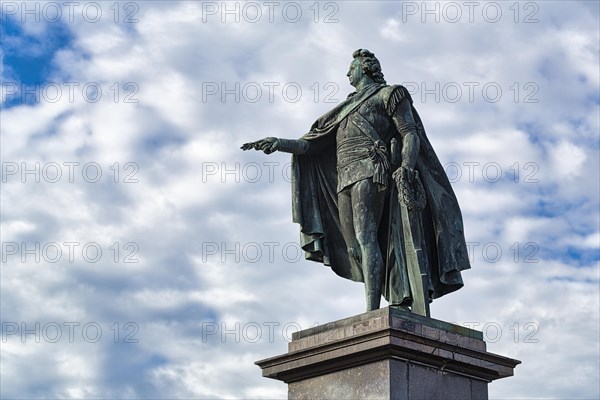 Bronze statue, statue of the Swedish King Gustav III in the Gamla stan district, Stockholm, Sweden, Europe