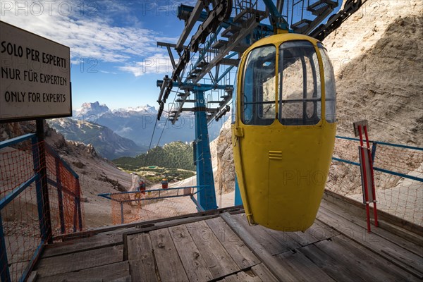 Gondola lift to Forcella Staunies, Monte Cristallo group, Dolomites, Italy, Monte Cristallo group, Dolomites, Italy, Europe